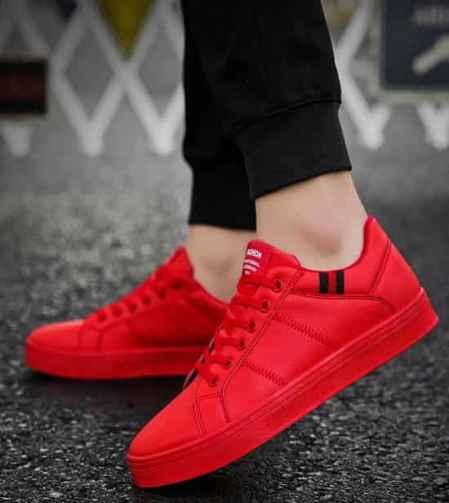 红鞋男子,探寻神秘红鞋背后的传奇故事